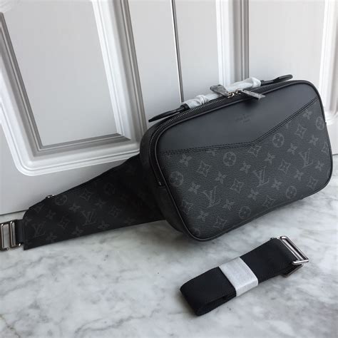 louis vuitton belt bag man